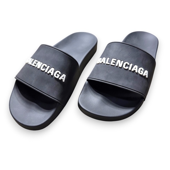 Balenciaga Flip Flops Logo-Detailed Rubber Slides - Picture 8 of 9